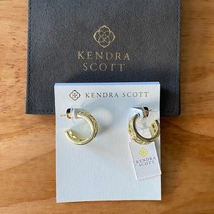 Kendra Scott Kelly Huggie Earrings in Gold